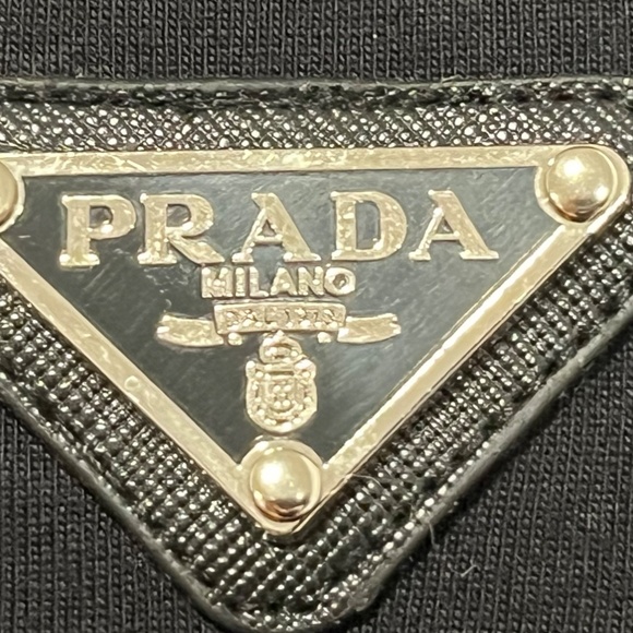 Prada Black Cotton T-Shirt NEW WITH TAGS Womens Large or Mens Small - Picture 5 of 13